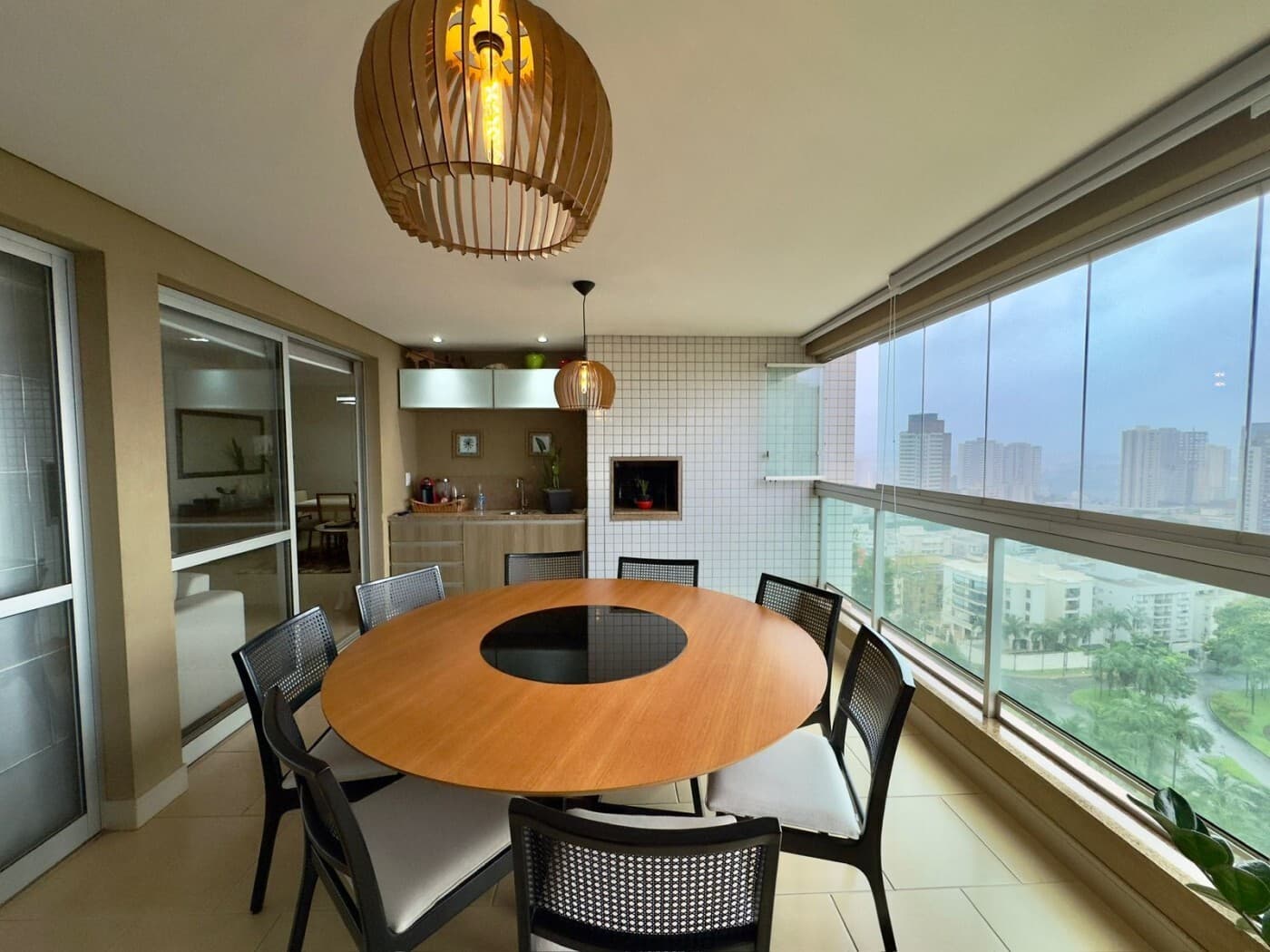 Apartamento no Bairro Jardim Canadá